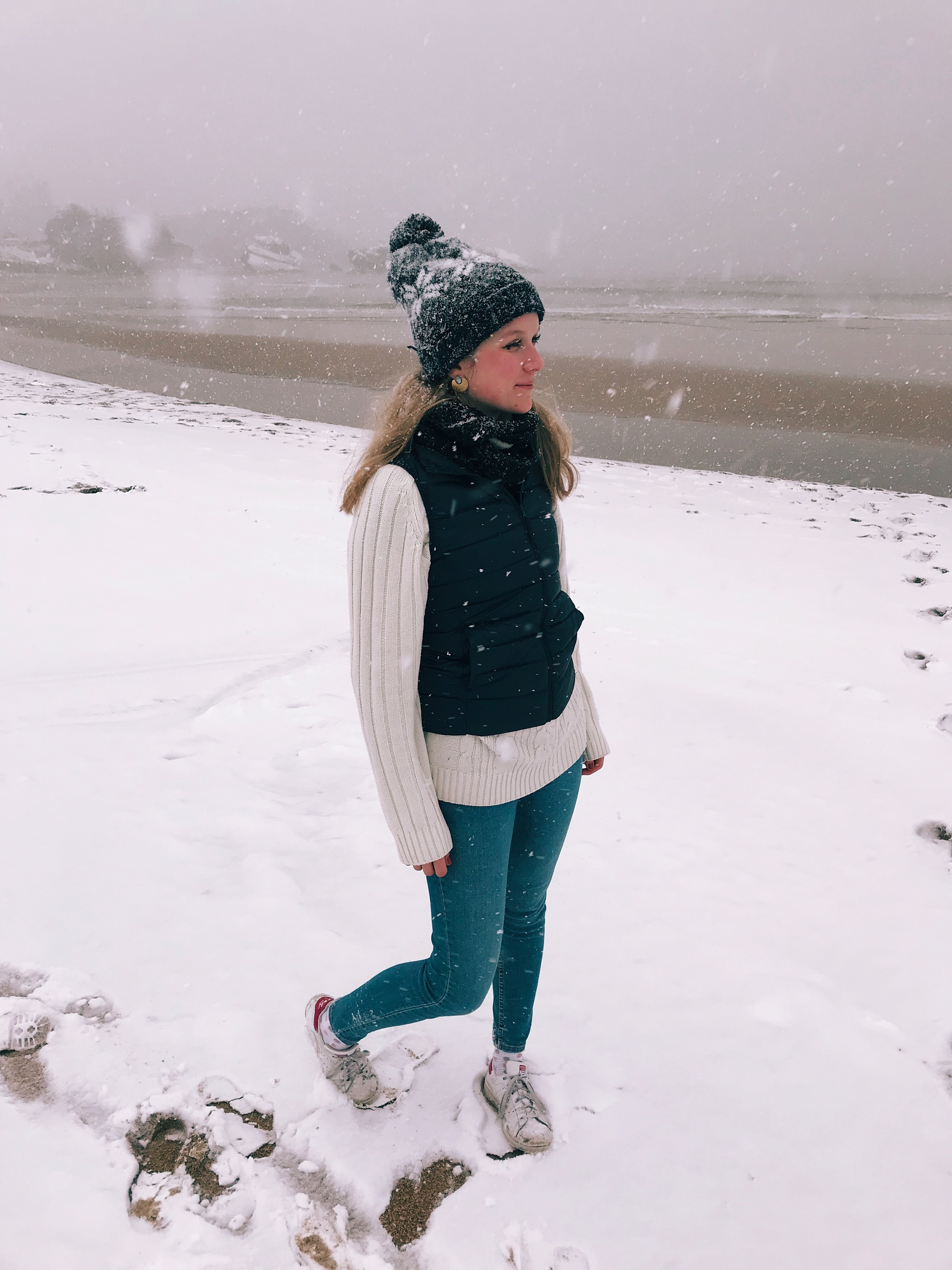 Sous la neige sur la plage de Biarritz